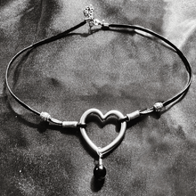 Load image into Gallery viewer, Heart Drop Choker - The Stormy Cauldron
